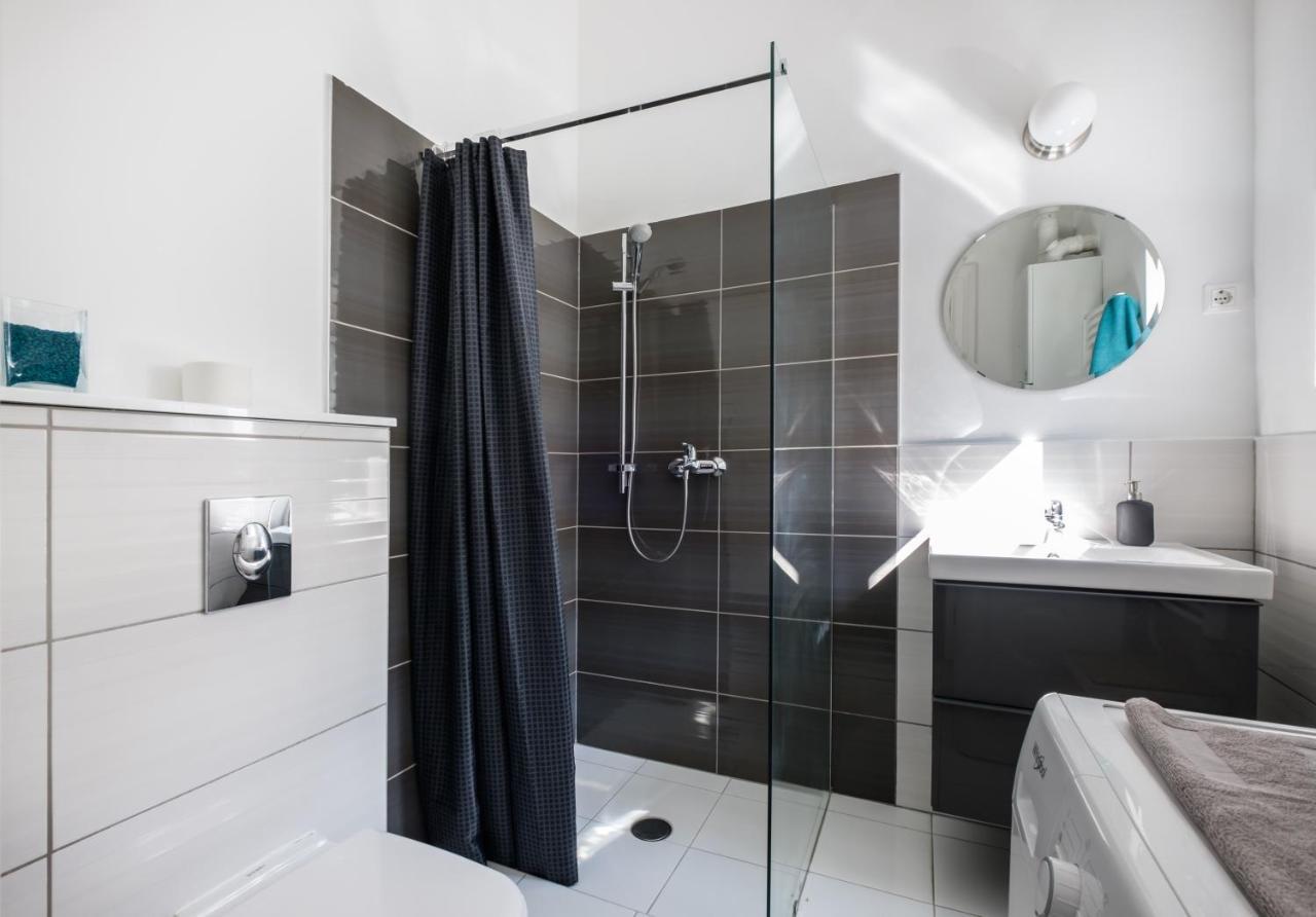 Andrassy Garden Apartment In Center بودابست المظهر الخارجي الصورة